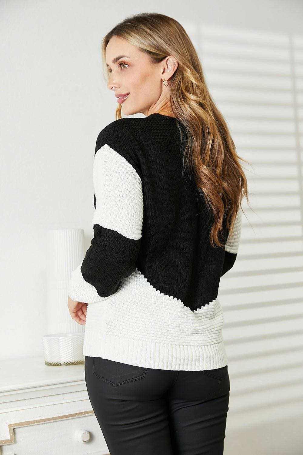 Feminine openwork knit sweater - Love Salve